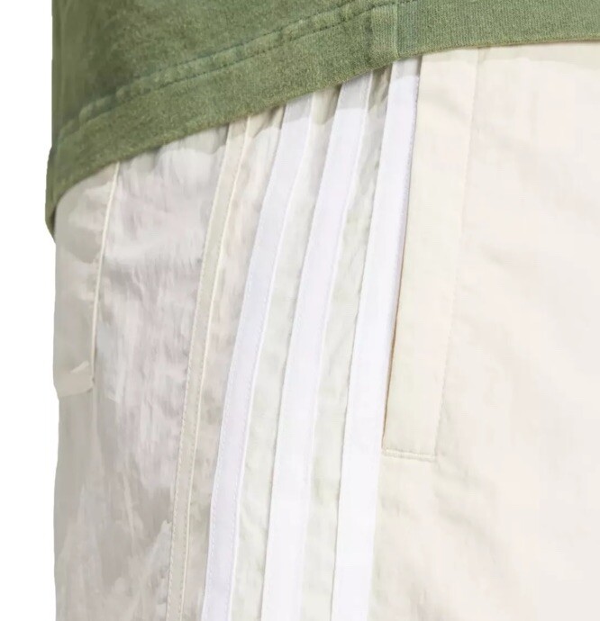 $45 ADIDAS Originals Men's Adicolor Classics Sprinter  Shorts Size M  IM9417 thumbnail 4