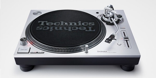 Technics SL-1200MK7-S Direct Drive Turntable System Silver