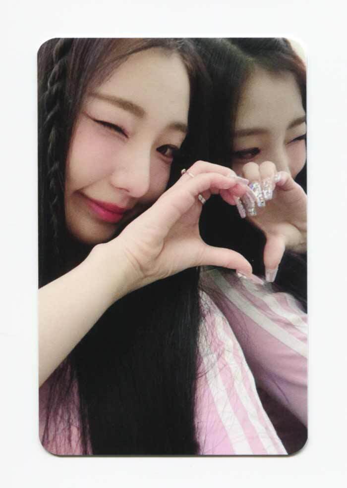 tripleS AAA ユヨン Objekt A211a hello82 tripleS AAA ユヨン Objekt A211a hello82 Video Call] tripleS