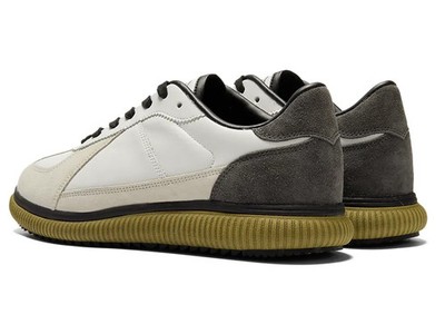Onitsuka Tiger デレシティ　DELECITY Onitsuka Tiger Sneaker DELECITY L 1183C217.102 WHITE / GRAPHITE