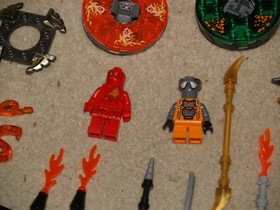 Lego Ninjago Rise of Snakes 9591 Weapons Pack Spinners - near complete