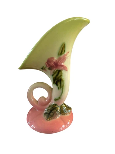 Vntg HULL USA "Woodland" Chartreuse Pink CORNUCOPIA  6" Horn Vase Glossy W2-5.5”