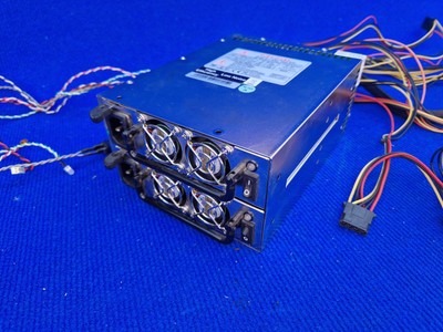 FANTEC SURE STAR R4B-600G1V2, 2x 600W, High Efficiency Mini Redundant Netzteil