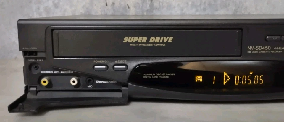 PANASONIC NV-SD450 VIDEOREGISTRATORE VHS 4 TESTINE CON TELECOMANDO ORIGINALE - Immagine 4 di 4