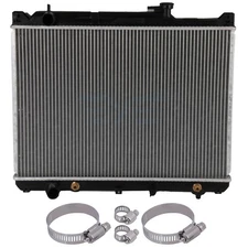 Radiator 2430 w/ Universal Oil Hose Clamps Kit For 01-05 Suzuki Grand Vitara V6