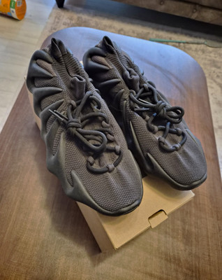 adidas Yeezy 450 Herren Sneaker Low Top Schwarz EU 44 2/3