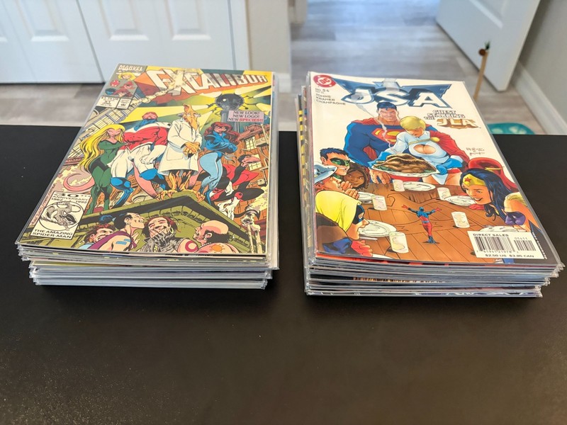 COMIC BOOKS MIXED LOT OF 40 SUPERMAN,HULK,BATMAN & MORE
