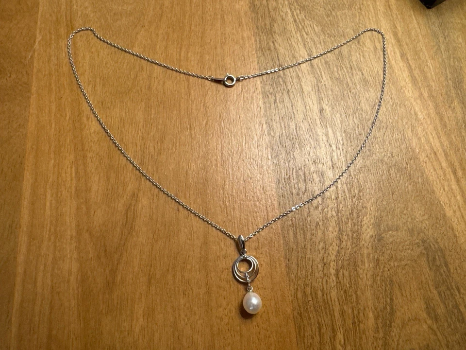 Sterling Silver 18” Necklace w/ Cultured Pearl Pendant, 2.95g Marked SILVER - Image 2 of 4