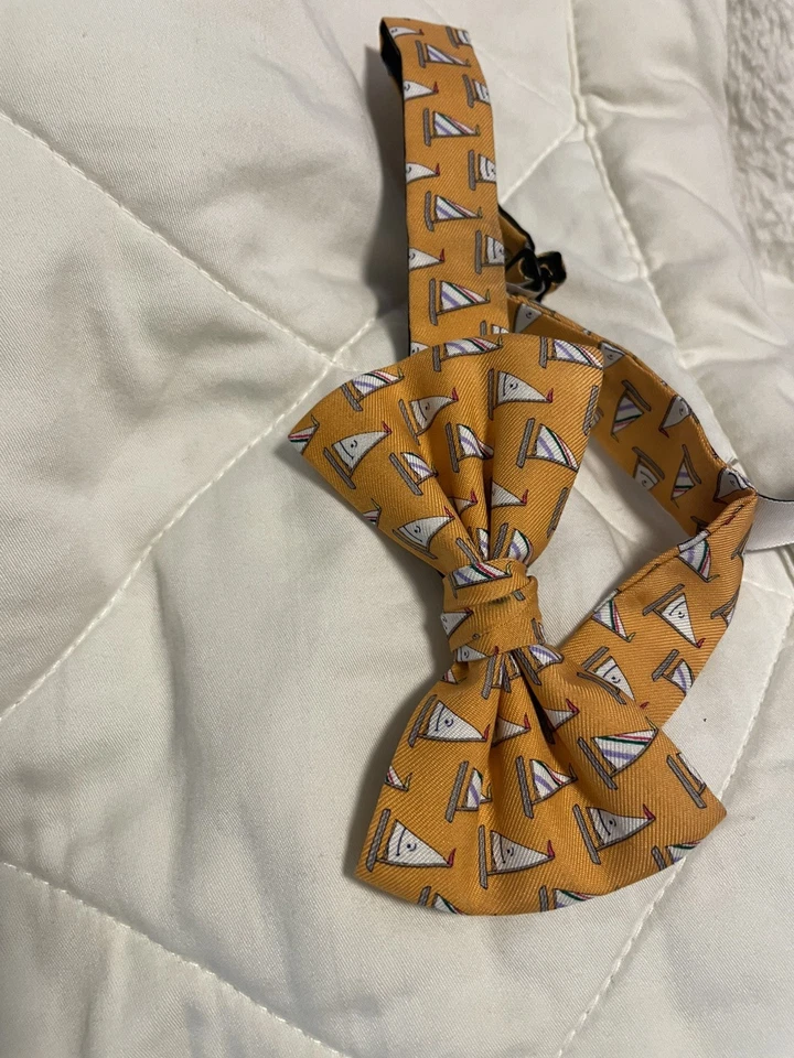 NWT Vineyard Vines Boys Adjustable Bow Tie Sail Boats- Orange. Orig $45 - Image 2 of 4