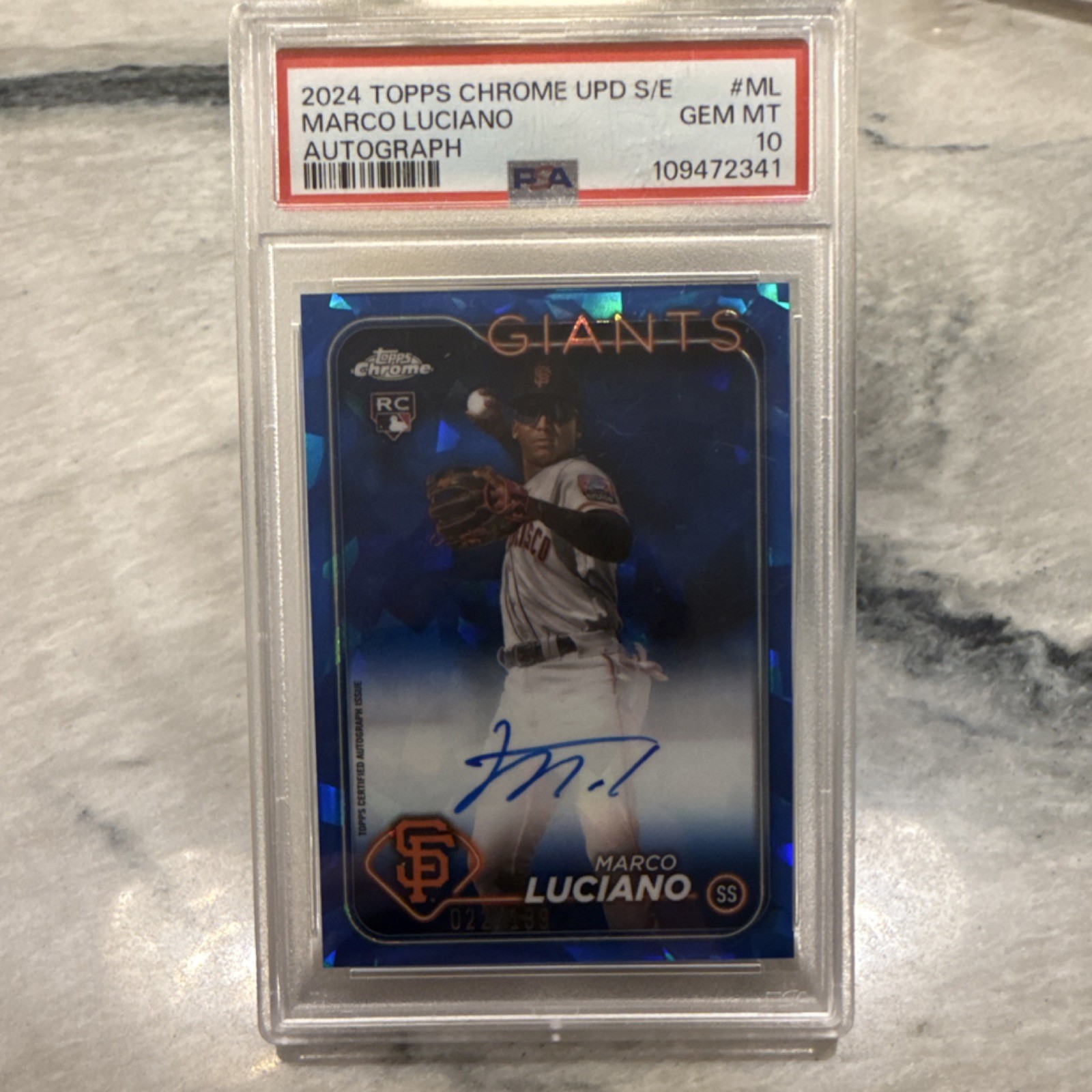 2024 Topps Chrome Sapphire Marco Luciano Auto Rookie PSA 10 USA-ML /199 Giants