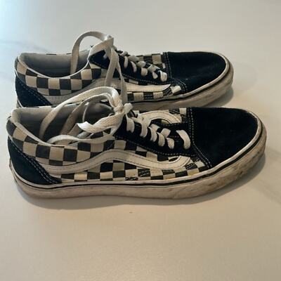 注目 !! UNISEX☆VANS Old Skool Checkerboard Skate Shoe Vans Old Skool Checkerboard Skate Shoe - Black / White