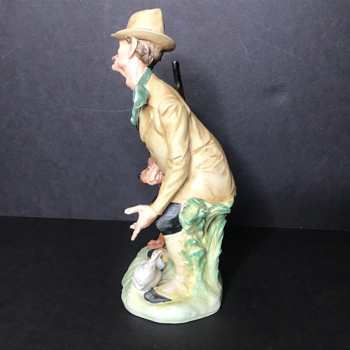 Old Hunter man with Dog Vintage Figurine Statue - made in Japan