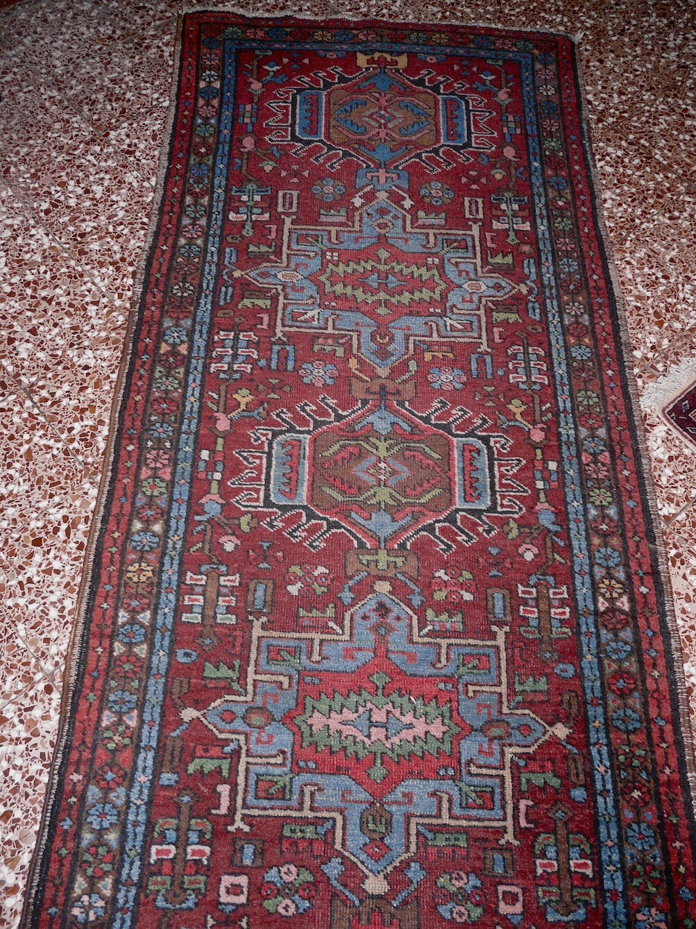 Foto 1 di 6
