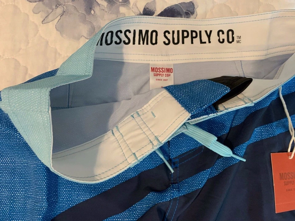 Nuevo MOSSIMO Hombre Talla 30 Natación GRIS-BLANCO Tabla Pantalones Cortos Usados en Excelente Condición *** Foto 2 de 3