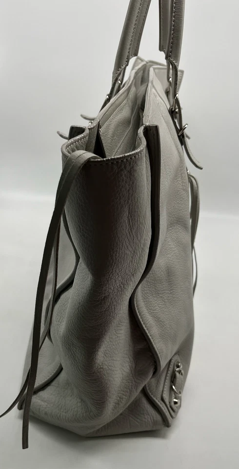 Bolso Grande Balenciaga Paper 14 Gris Cuero Guijarro Cremallera Alrededor Foto 4 de 4