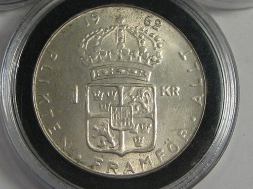 3 Silver 1 Kroner Coins of Sweden: 1942, 1946, 1962. #23 - Picture 4 of 8