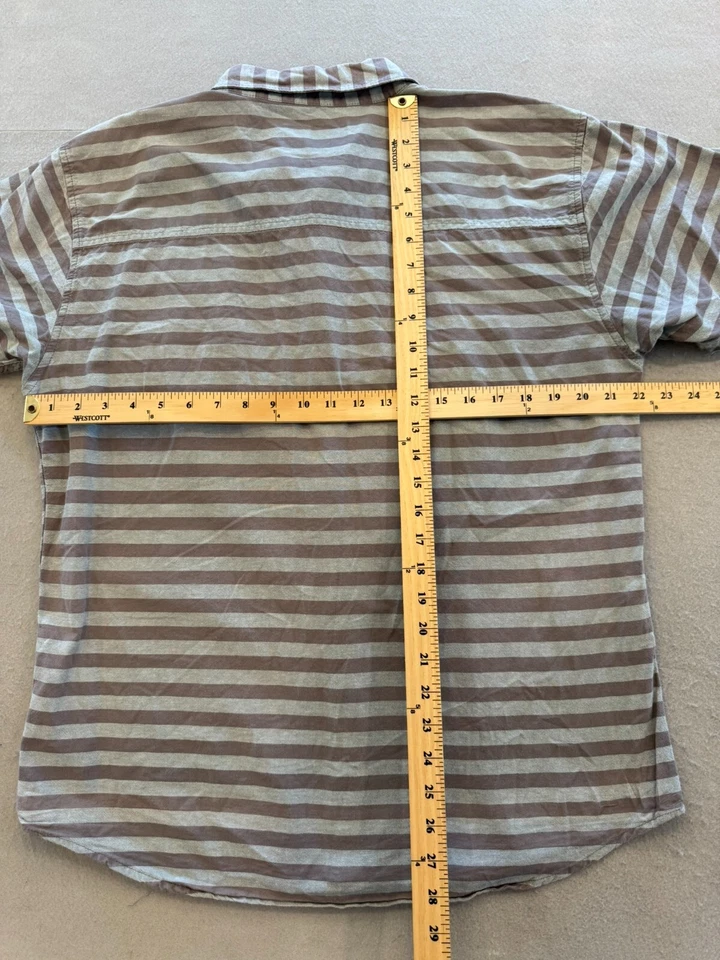 Camisa con botones Zoo York para hombre extra grande urbana a rayas bolsillo logotipo cuello Foto 4 de 4