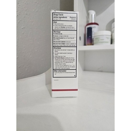 Elta MD UV SPF 50 Skin Recovery Red Color Correcting Green Sunscreen 1.7 oz - Bild 4 von 7