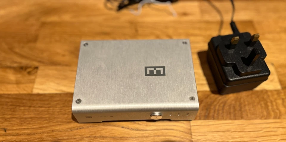 Schiit Modos Multibit DAC - USB/coaxial/TOSLINK Digital a Analógico EE. UU. - REPUESTOS Foto 4 de 4