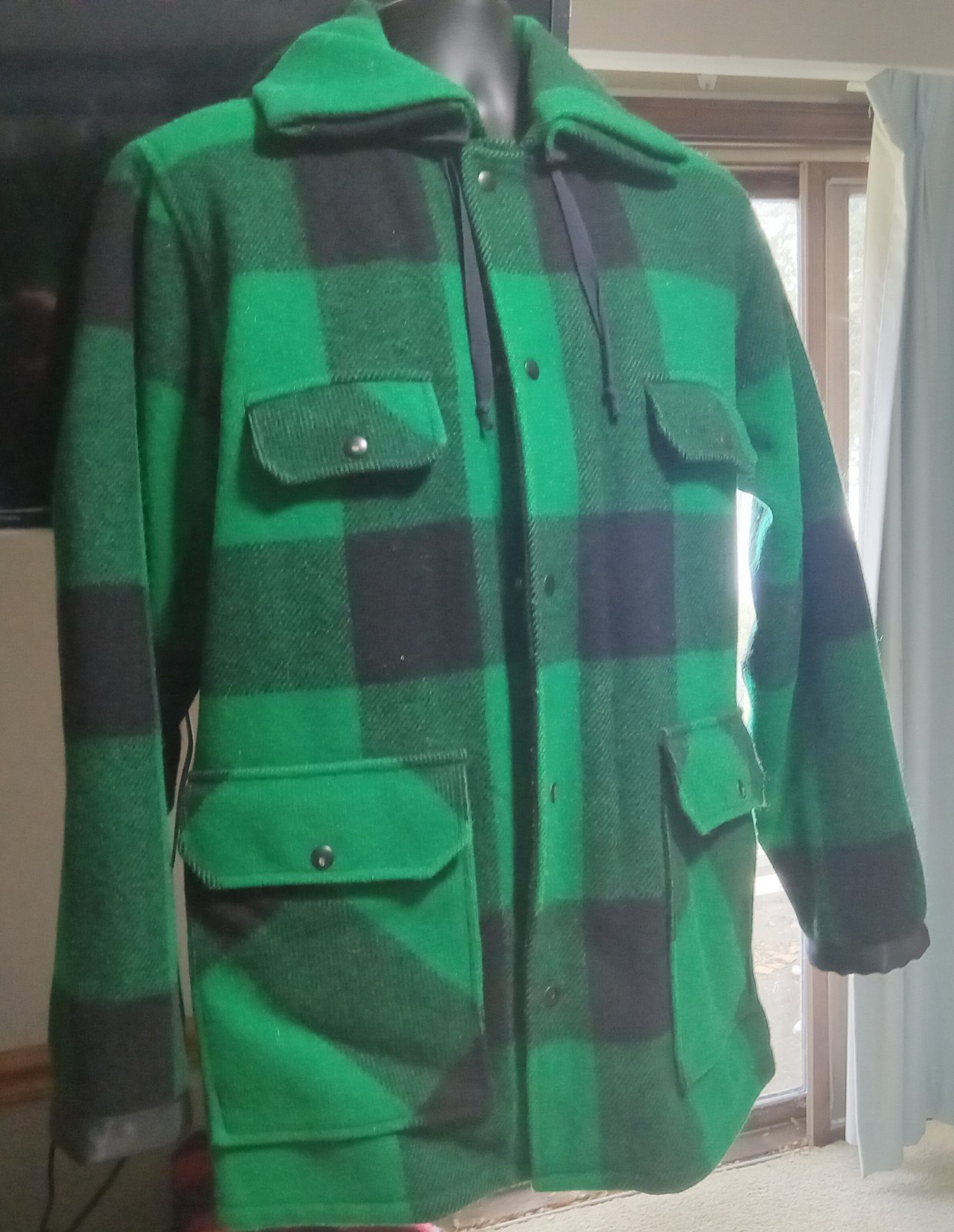 Picture 1 of 8