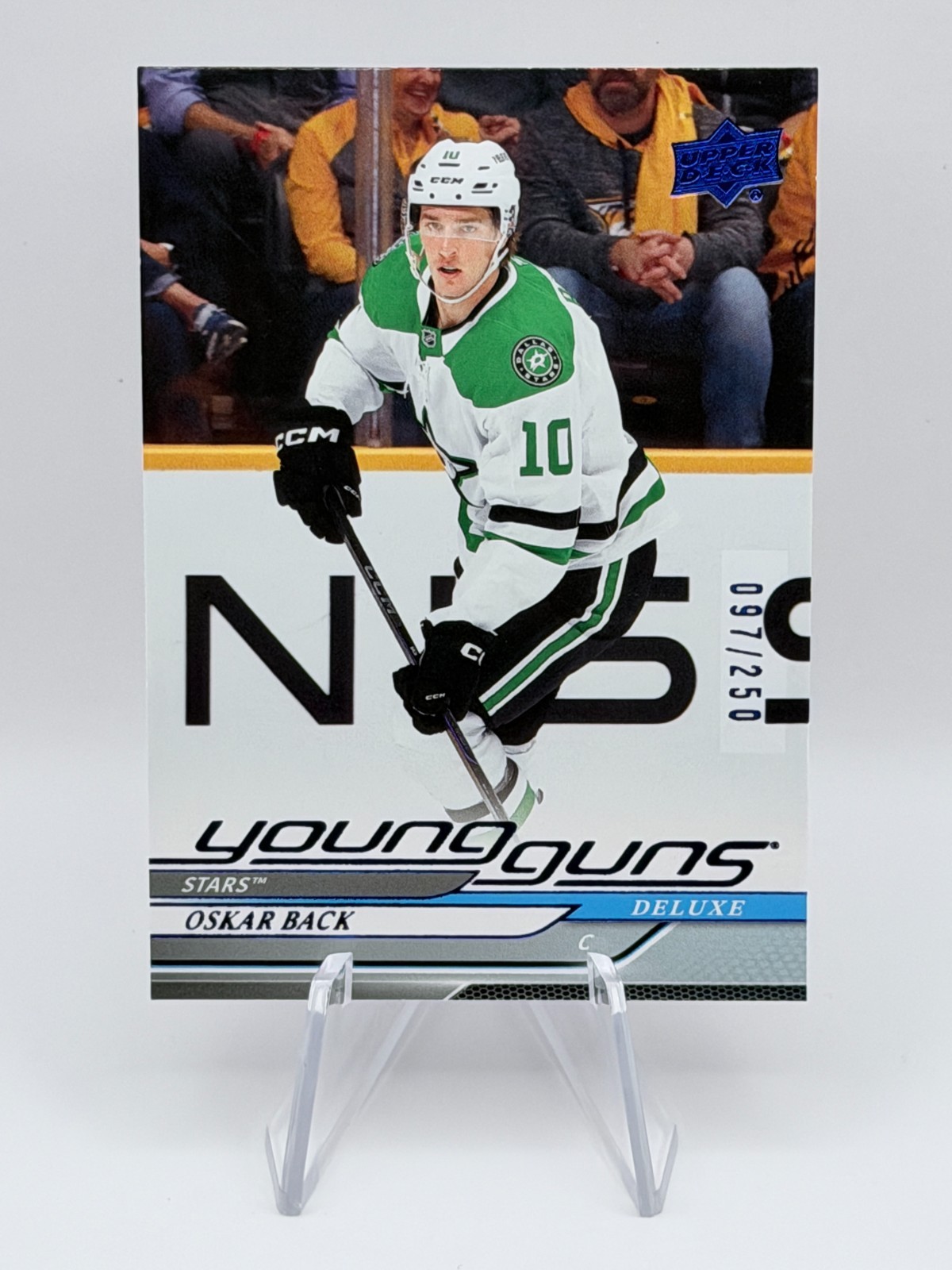 Oskar Back - 2024-25 Upper Deck Series 2 Young Guns #465 Deluxe /250 Stars RC