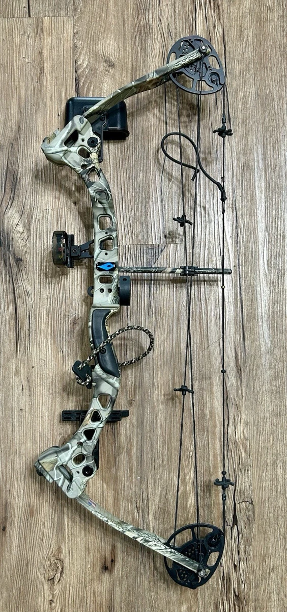 Bowtech Solution LS – Arc à Poulies 60 lb, Droitier, Finition OD Green