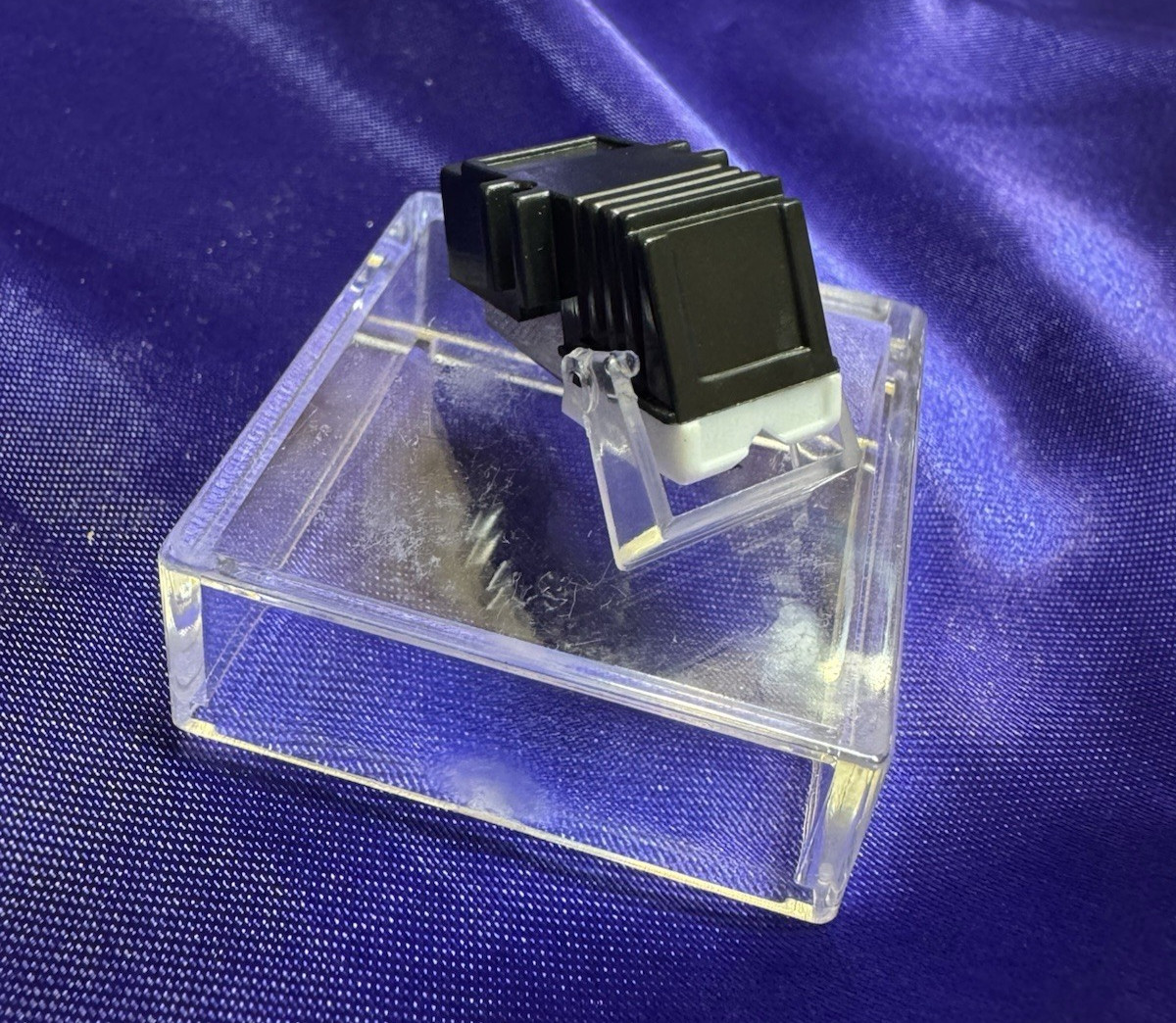 HIGH QUALITY/OUTPUT OEM PHONO CARTRIDGE Replaces ANY 1/2" Mount READ-FREEBIES!!!