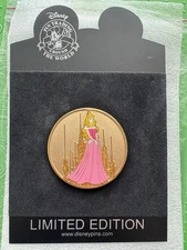 2008 Disney Shopping Sleeping Beauty Aurora Gold Coin Pin LE 250 Original Bag