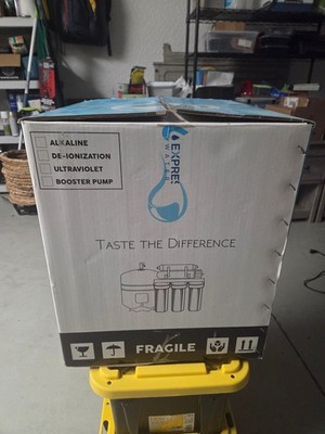Express Water RO Water Filtration System with Tank (older model) NEVER USED