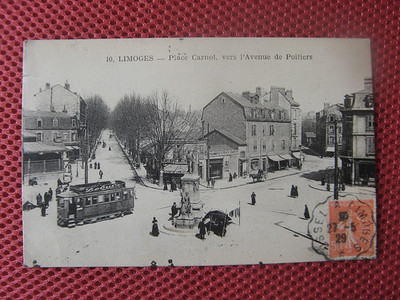 ''1401'' CPA LIMOGES PLACE CARNOT VERS L AVENUE DE POITIERS ANIMEE