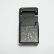 FUJIFILM MODEL BC 45C CHARGEUR BATTERIE OFFICIEL APPAREIL PHOTO CAMERA OCCASION