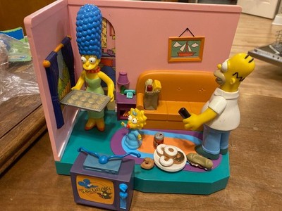 The Simpsons Playmates WoS - Simpson s Living Room Interactive Set & Figures Lot
