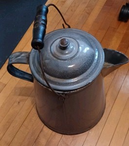 VTG LARGE COWBOY COFFEE POT LID WOOD GRIP HANDLE