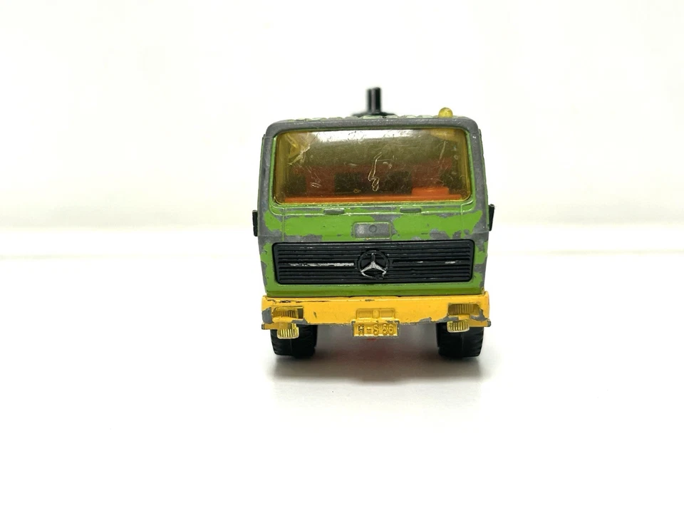 SIKU Mercedes Benz 2232 32OPS 1:55 Scale Diecast Vintage Collectible Toy - Image 3 of 4