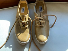 KEDS VTG 80  S Gold Canvas Lace-Up Low Top Sneakers Rubber Outsole 8 1/2 NOS