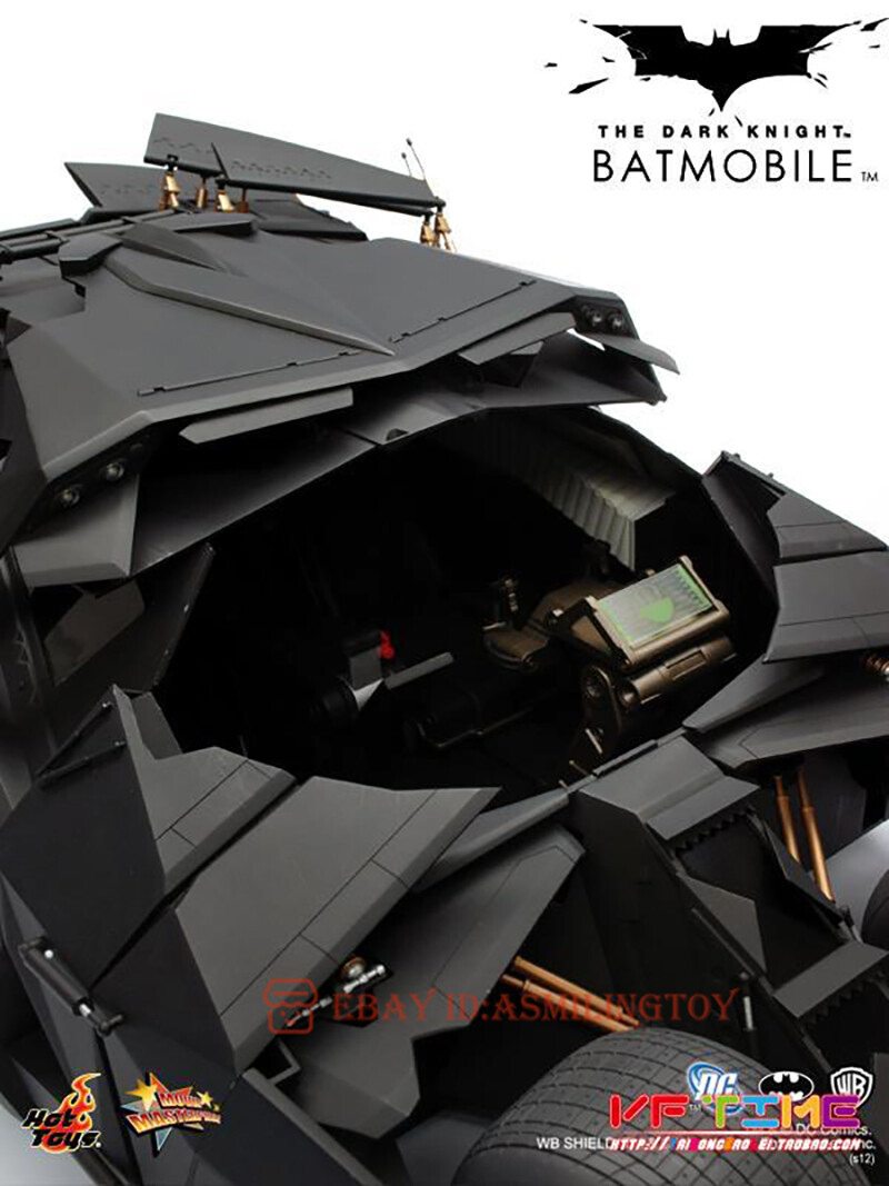 1/6 Hot Toys MMS596 The Dark Knight TDK Tumbler Batman Batmobile