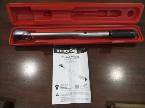 Tekton model 24335 Torque Wrench 1/2 inch drive,10-150 ft-lb-13.6- 203.5N-m tool