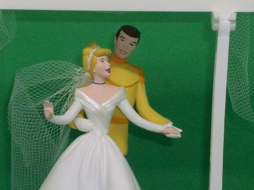 Hallmark 2005 Boda Día Baile - Cenicienta - Disney - MAGIA - Música/Movimiento - Nuevo en caja - Imagen 9 de 18