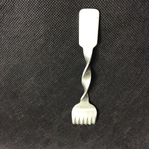 VINTAGE Made in ENGLAND NUSSBRAUN SAMMLERSTÜCK ALUMINIUM BUTTER LOCKENSTAB - Bild 6 von 8