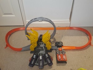 hot wheels blast and crash