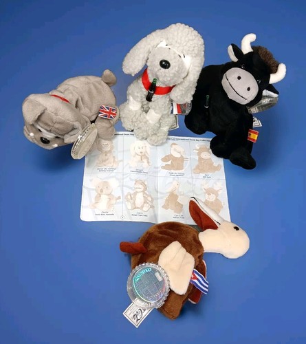 7 Vtg '98 Coca Cola International Collection Bean Bags Plush w/ Tags & Passport - Picture 4 of 10