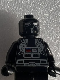 LEGO Star Wars Imperial V-Wing Pilot SW0304 Minifigure  w Helmet & Blaster