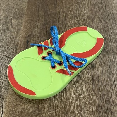Early Learning Center - Learn to Tie Your Own Shoes Threading Lacing Training