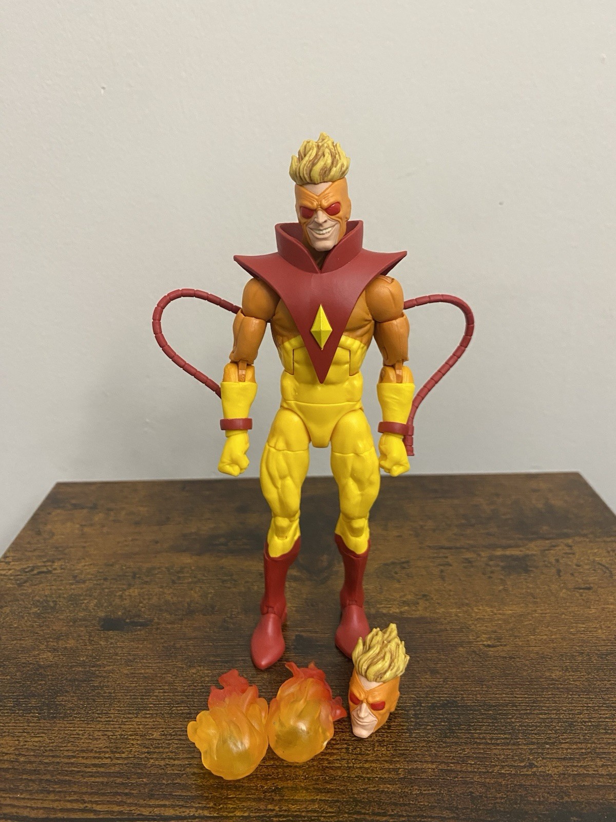 Figura de acción Hasbro 2020 PYRO de X-Men Marvel Legends Rogue paquete de 2 6"