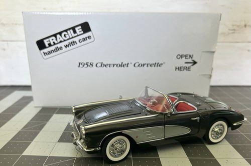 Danbury Mint 1958 Chevy Corvette Roadster 1/24 #DM1330M anthrazit (BOX & COA) - Bild 2 von 18