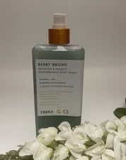 NEW TRULY Berry Bright Brighten & Smooth Performance Body Wash 16 oz Shower Gel