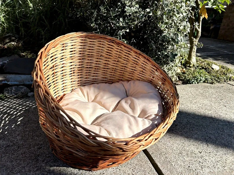 Handwoven Natural Wicker Pet Carrier Cat House