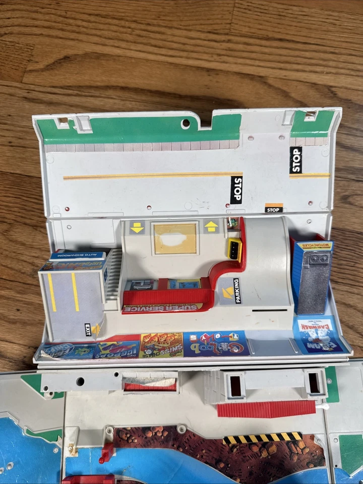 Vintage 1988 Micro Machines Super City Tool Box Playset Galoob - Incomplete - Image 3 of 4