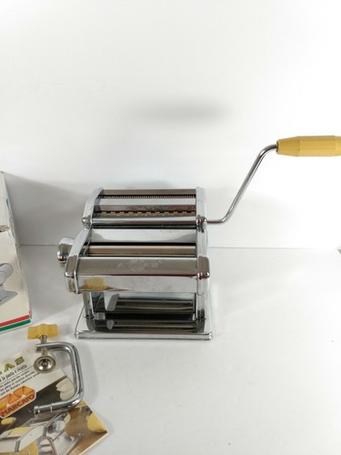 Villa Ware Marcato 170 Atlas Pasta Maker in Original Box w/ Recipe Book - Picture 7 of 8