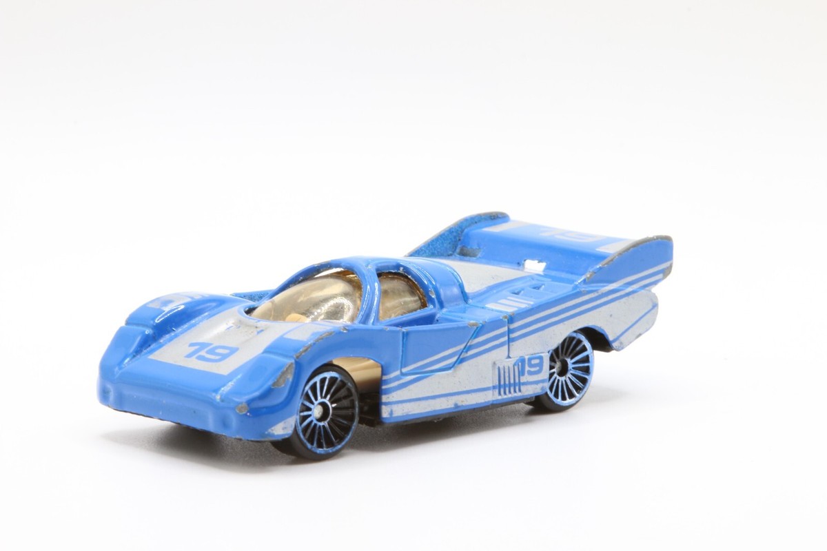 Maisto Porsche 956 #19 car 1/64 BLUE/SILVER Loose 2003 CLASSIC